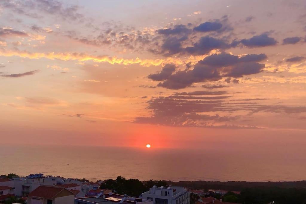 Nazaré Ocean Flat - Private Rooftop Terrace BBQ Extérieur photo