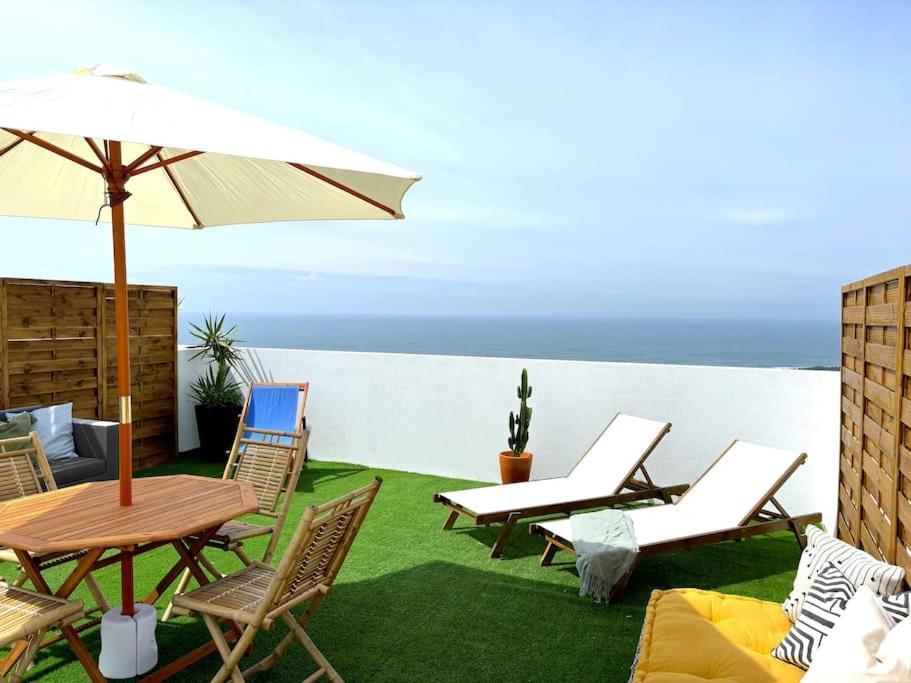 Nazaré Ocean Flat - Private Rooftop Terrace BBQ Extérieur photo